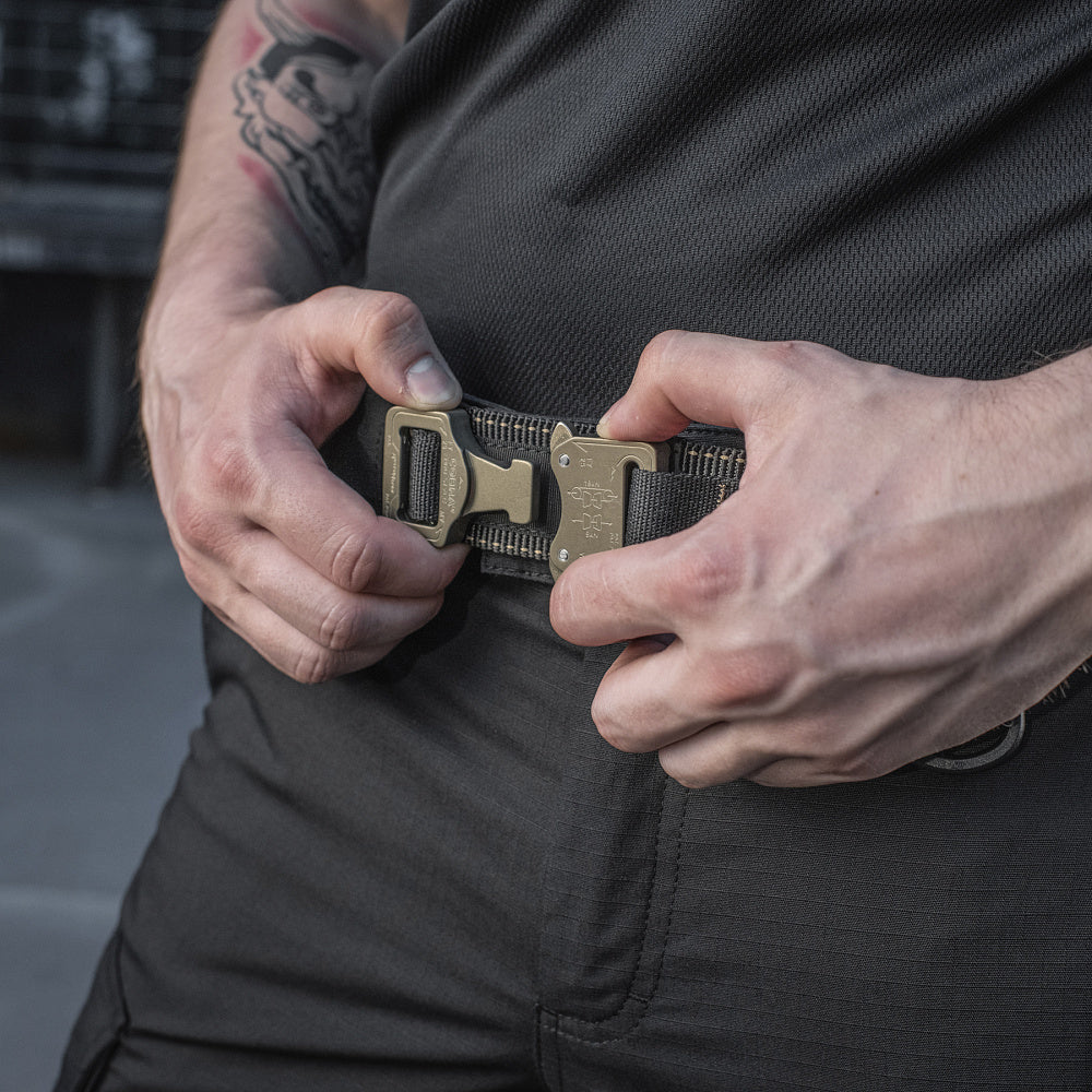 Cobra Buckle Belt