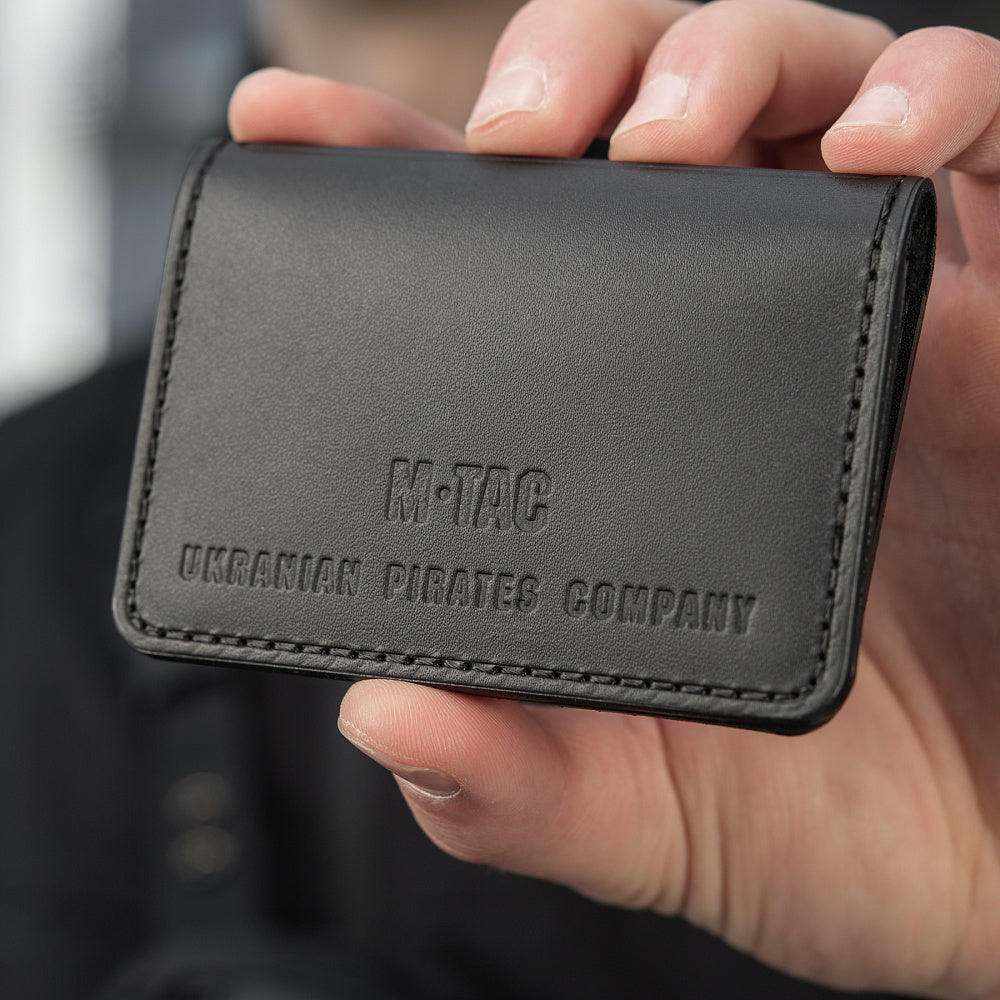 Cover for ID passport Pirate