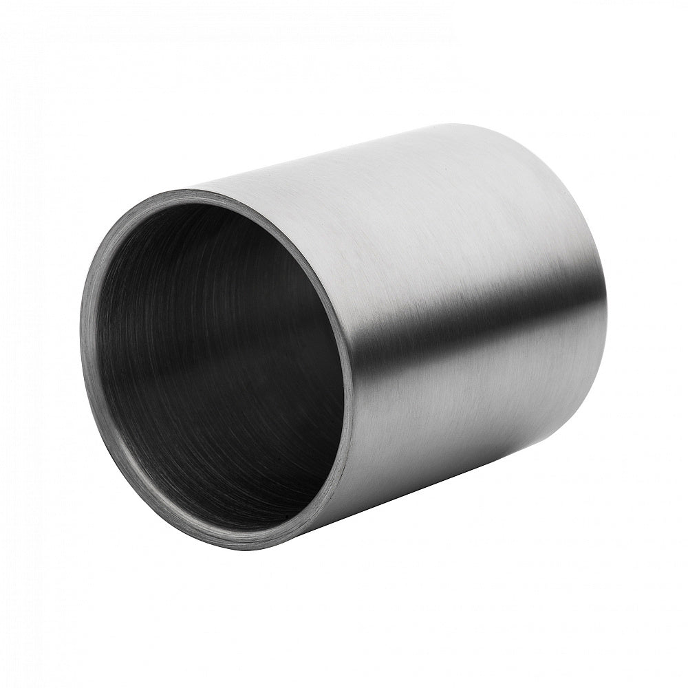 Thermo mug with carabiner