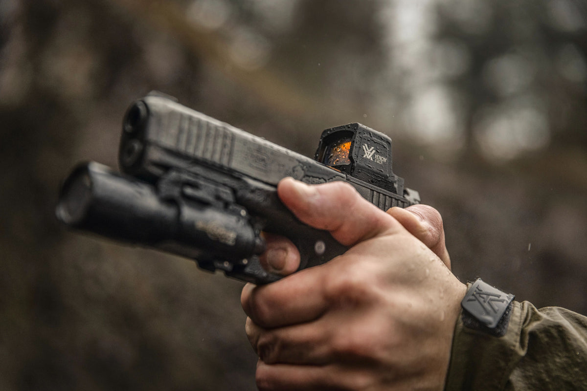 Vortex Red Dot Venom Enclosed 6 MOA