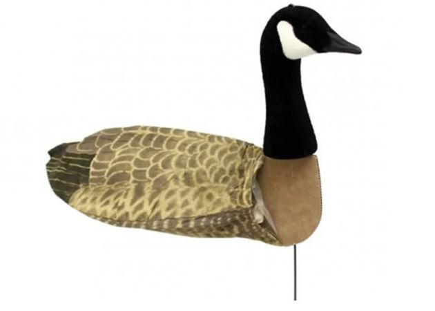 decoy-sillosocks-canada-goose-standing-_ph_.jpg