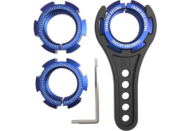 dielocker_lock_rings_frankford_with_wrench_1_.jpg