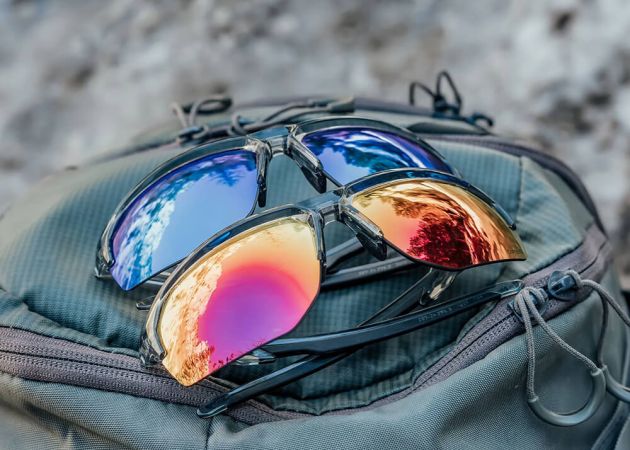 glasses_wiley_x_jakl_-_captivate_red_mirror_lenses_-_gloss_crystal_grey_frame_7_.jpg