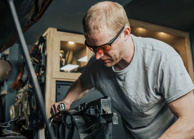 glasses_wiley_x_jakl_-_grey_clear_light_rust_lenses_-_matte_black_frame_6_.jpg