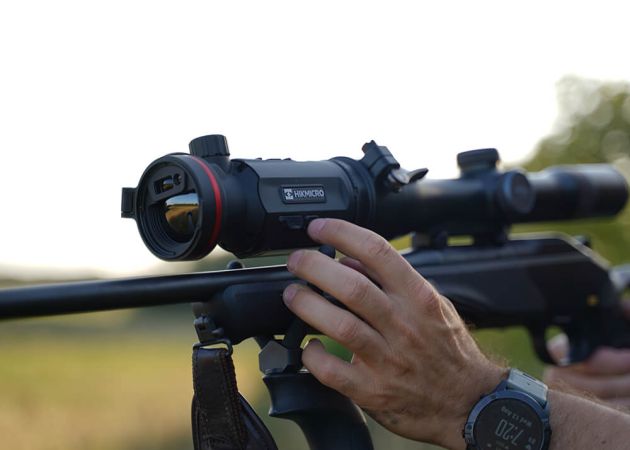 hikmicro_thunder_3.0_clip-on_tq35cl_thermal_imaging_camera_no_reticle_11_.jpg