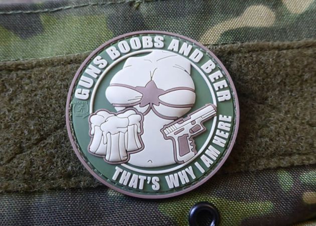 patch_jtg_3d_pvc_guns_boobs_and_beer_2_.jpg